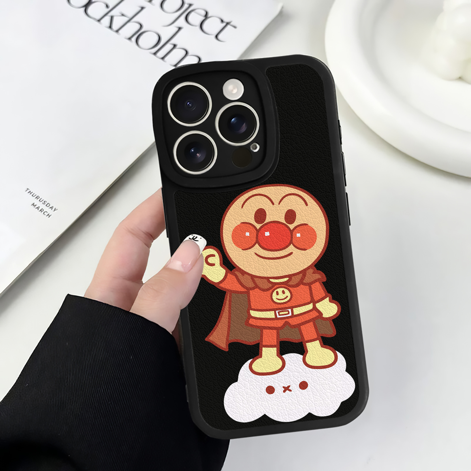 （画像用） アンパンマン Anpanman 【iPhone 16シリーズ対応】シリコンスマホケース（レザー調） 材質：シリコン